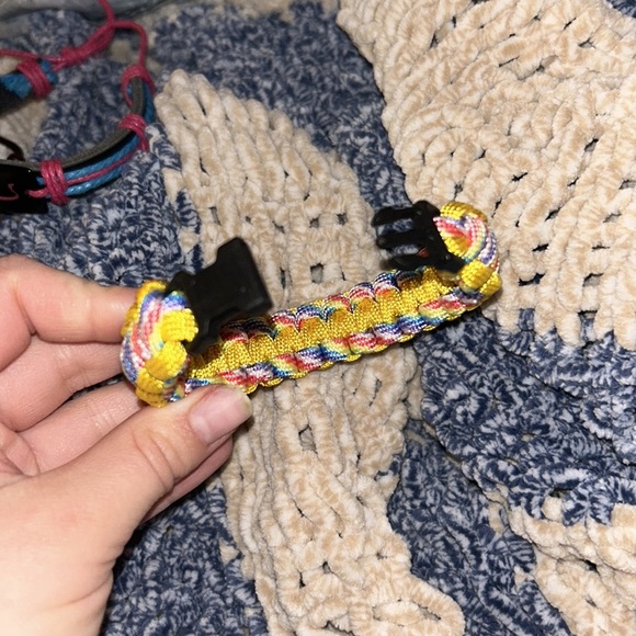 🩵3/$20🩵 VINTAGE BRACELET LOT - SCORPIO, PUERTO PLAZA, PARIS - Picture 7 of 10